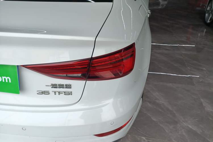 Used Audi A3 2018 30th Anniversary Edition Limousine 35 TFSI Fashion Model
