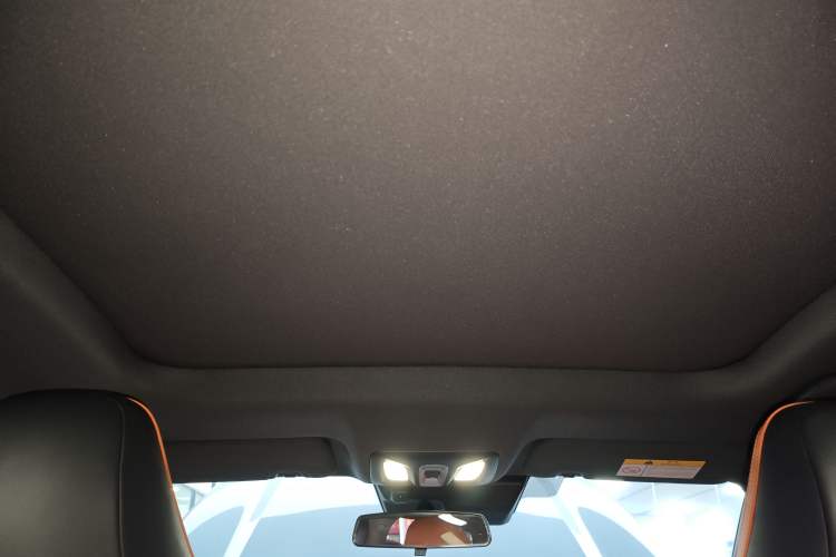 Used Changan UNI-V 2023 2.0T Leading-Speed Edition