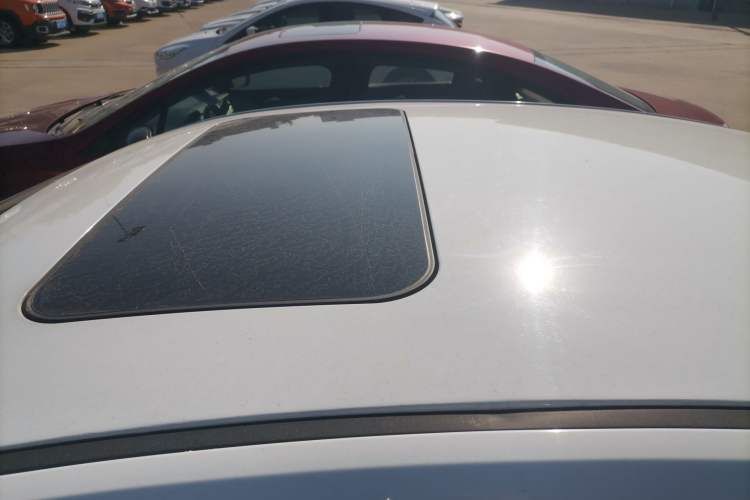 Used Roewe 360 2015 1.5L Automatic Luxury Edition
