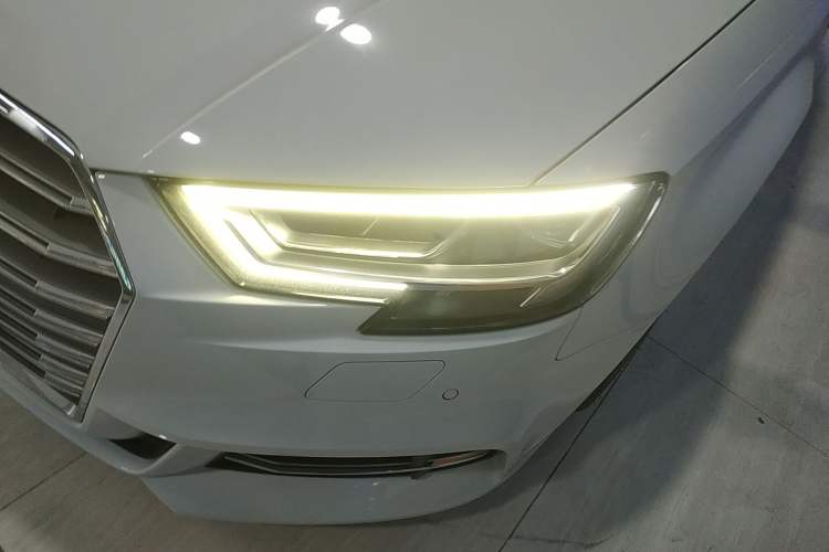 Used Audi A3 2020 Limousine 35 TFSI Fashion Edition China VI Emission Standard