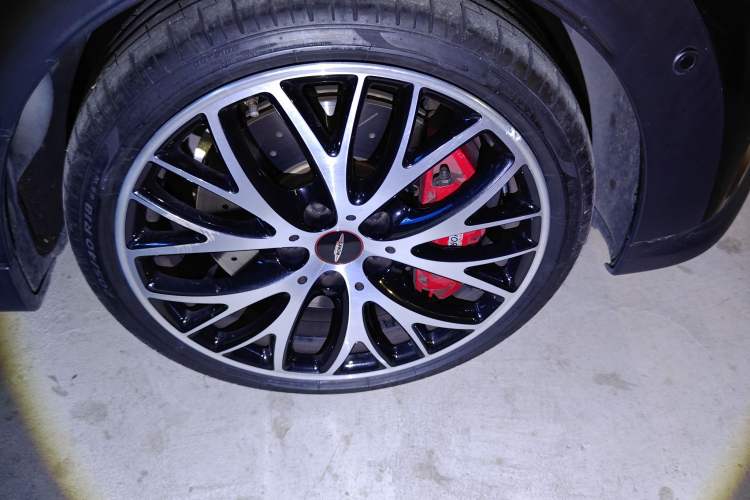 Used MINI MINI 2023 Facelift 2.0T COOPER S Artist Five-Door Edition
