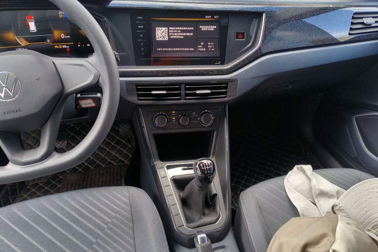 Used Volkswagen Lavida 2023 New Sharp 1.5L Manual New Comfort Edition