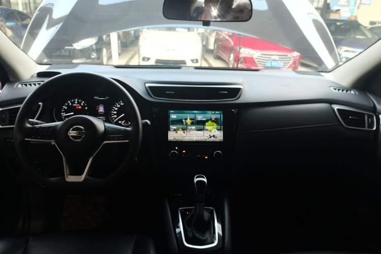 Used Nissan Qashqai 2019 2.0L CVT Smart Enjoyment Version
