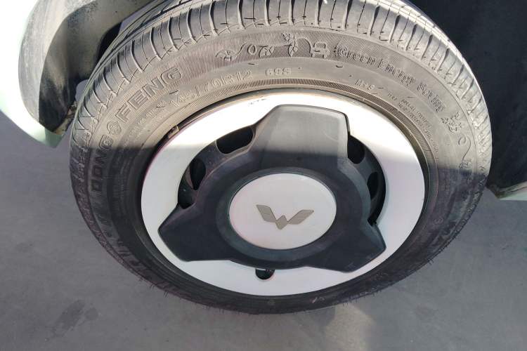 Used Wuling Hongguang MINIEV 2021 Macaron Premium Model – Lithium Iron Phosphate
