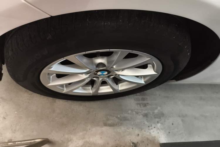 Used BMW 3 Series 2016 316i Fashion Model
