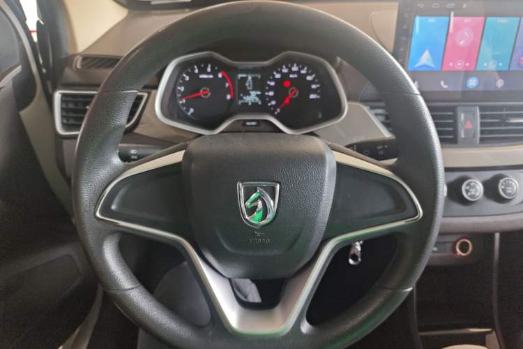 Used Baojun 310W 2017 1.5L Manual Comfort Version China VI Emission Standard