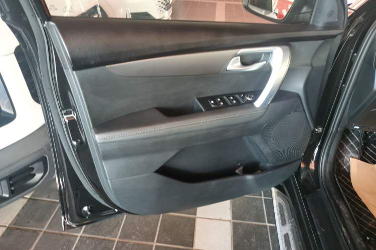 Used Kia Sportage R 2019 2.0L Automatic Smart Luxury Edition
