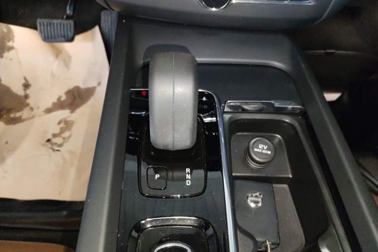 Used Volvo XC60 2022 B5 4x4 Zhiyi Luxury Edition
