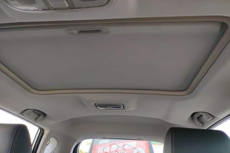 Used Changan CS35 2016 1.6L Automatic Luxury Model China V Standard
