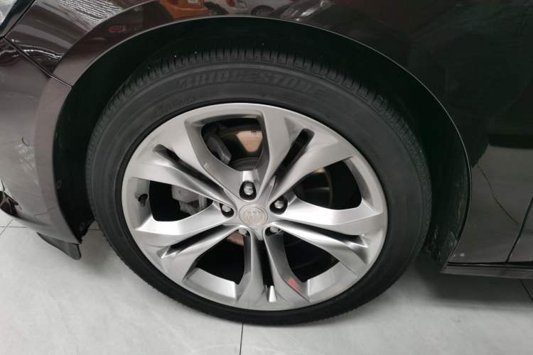 Used Buick LaCrosse 2022 Avenir Avia First Edition
