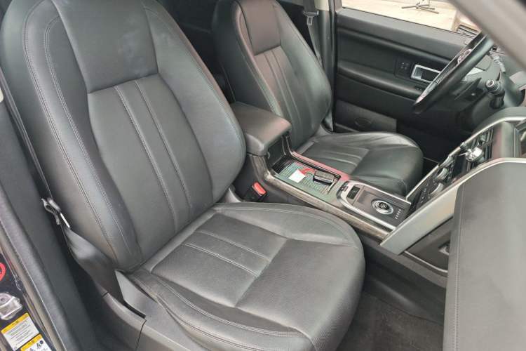 Used Land Rover Discovery Sport 2017 2.0T HSE
