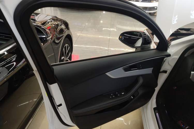 Used Audi A4L 2020 40 TFSI Fashion Dynamic Model
