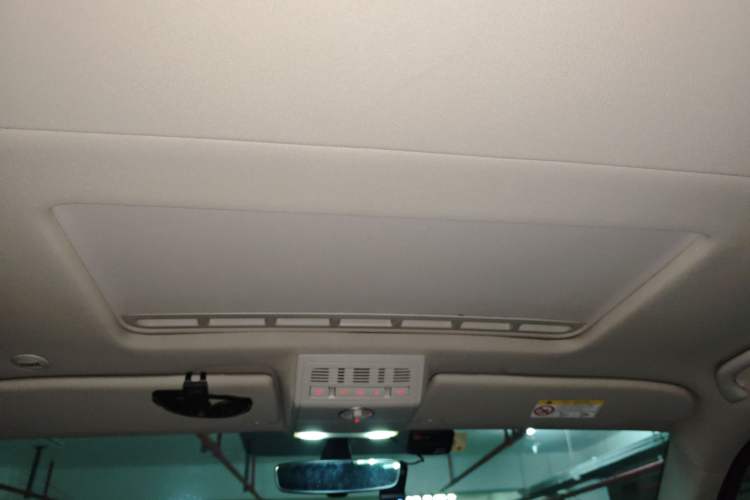 Used Volkswagen Multivan 2018 2.0 TSI 4x4 Prestige Edition 7-Seater