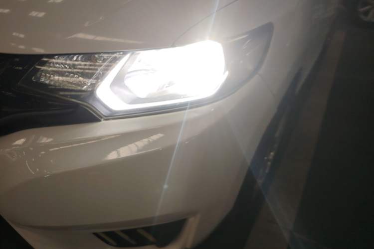 Used Honda Fit 2016 1.5L LXS CVT Comfort Sunroof Version
