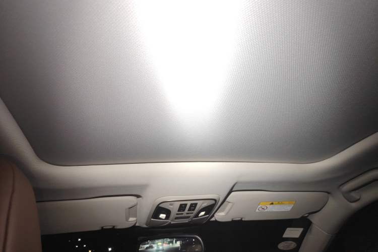 Used Wey VV7 2017 2.0T Flagship Edition
