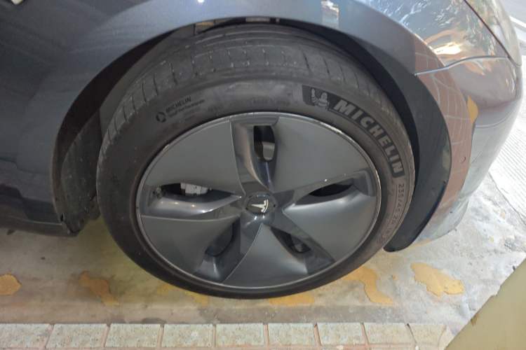 Used Tesla Model 3 (Import) 2019 Long-Range All-Wheel-Drive Version