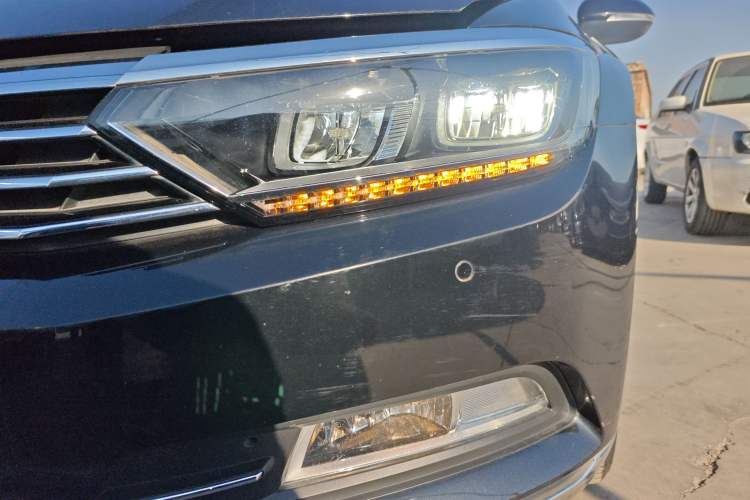 Used Volkswagen Magotan 2018 Facelift 330TSI DSG Luxury Model
