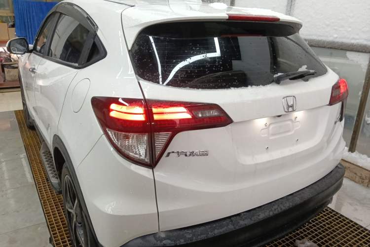 Used Honda Vezel 2020 1.5L CVT Luxury Edition