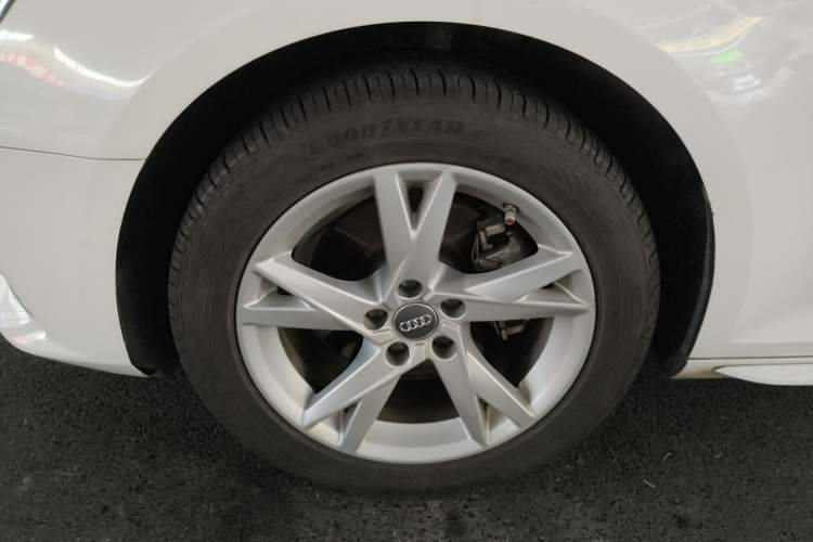 Used Audi A4L 2018 30th Anniversary Edition 40 TFSI Trendy Model
