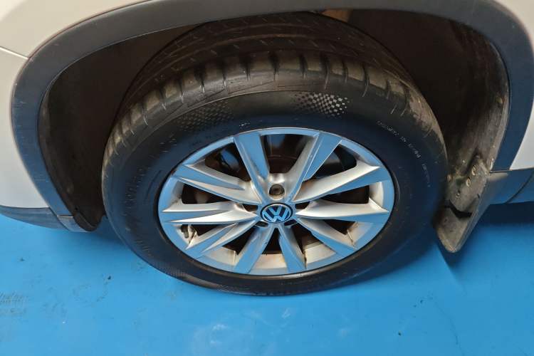 Used Volkswagen Tiguan L 2015 1.8TSI Automatic Two-Wheel Drive Comfort Edition