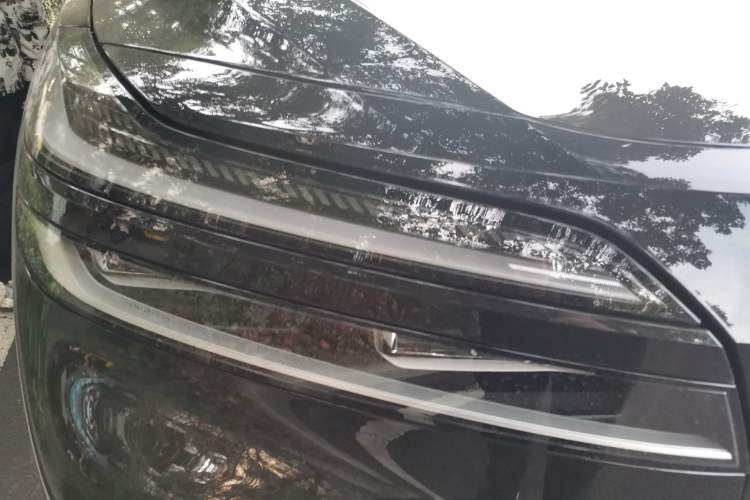 TDK.VehicleDetails.img