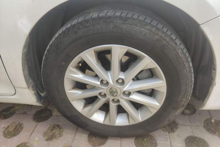 Used Toyota Camry 2016 2.0G 10th Anniversary Leading Edition
