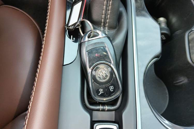 Used Buick Envision 2014 28T Four-Wheel Drive Luxury Model
