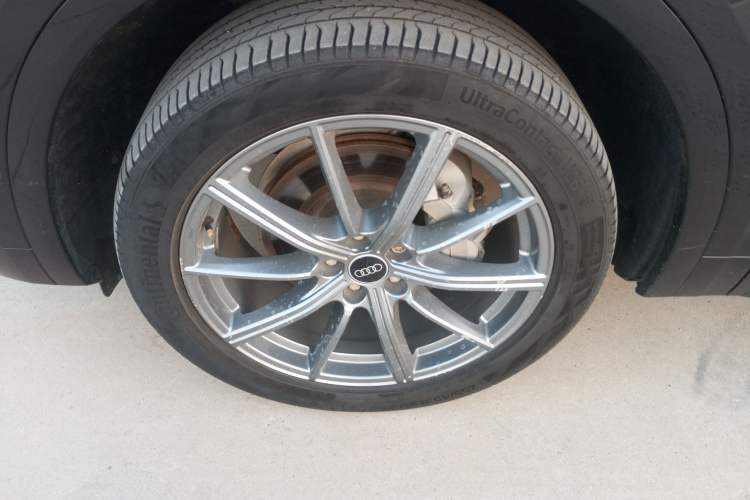 Used Audi Q5L 2022 40T Luxury Dynamic Model
