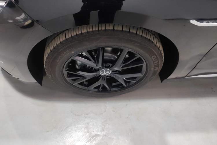 Used BYD Han 2025 DM-i 125KM Elite Model
