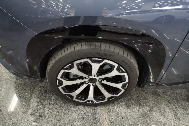 Used AION V 2024 Aion Tyrannosaurus 650 LiDAR Edition
