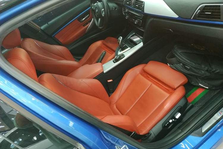 Used BMW 3 Series 2019 320i M Sport Package
