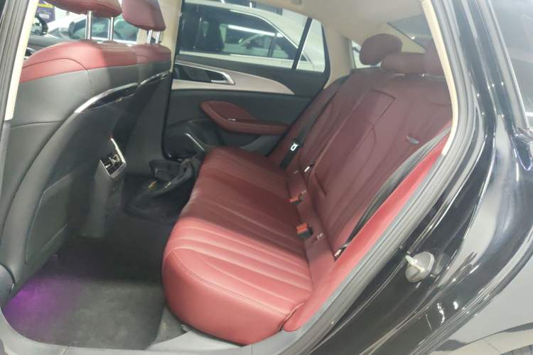 Used Hongqi H5 2024 1.5T DCT Smart Connect Flagship Edition
