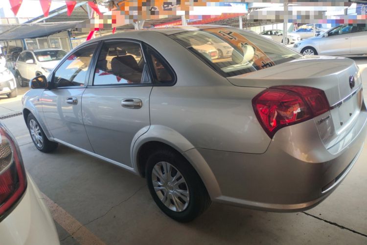 Used Buick Excelle 2015 1.5L Automatic Classic Model
