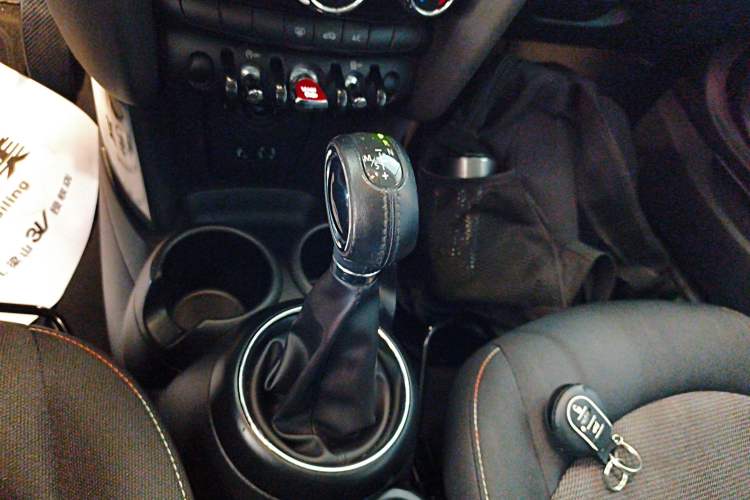 Used  MINI 2016 1.2T ONE Pioneer Edition
