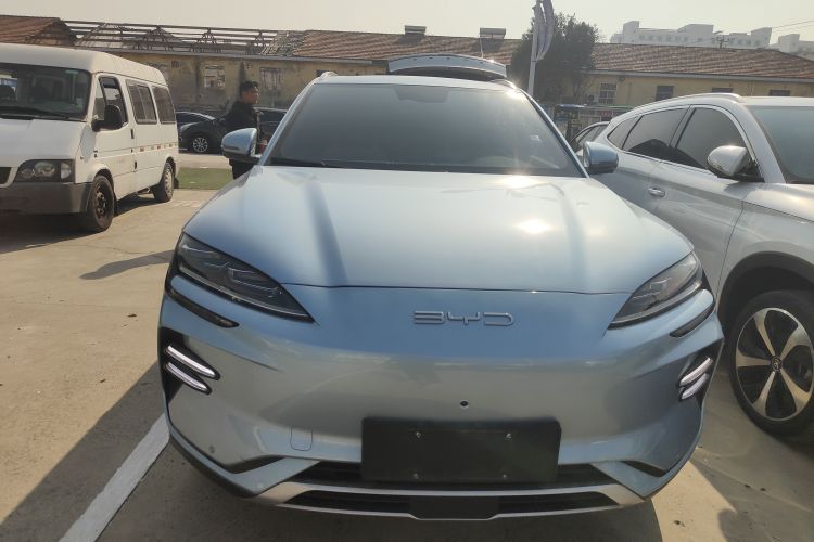 Used BYD Song PLUS New Energy 2023 Champion Edition EV 520KM Prestige Model
