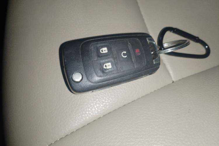 Used Buick GL8 2015 2.4L Luxury Business Premium Edition
