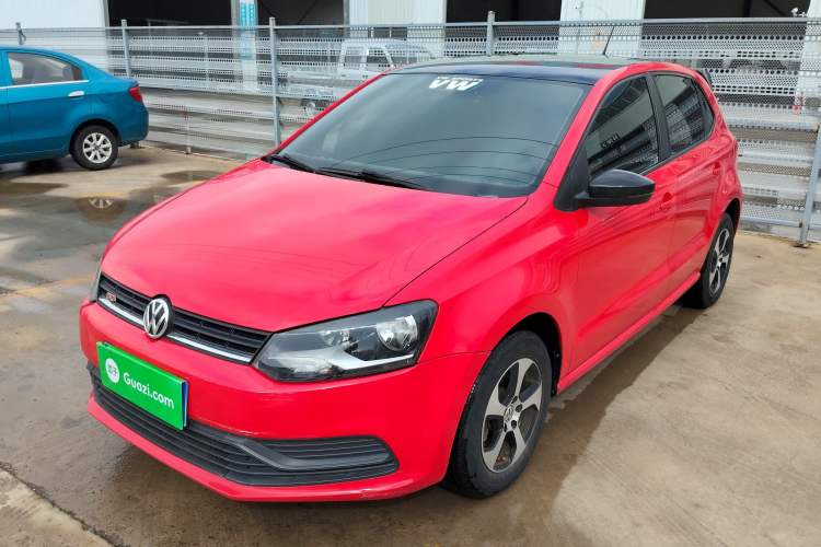 Used Volkswagen Polo 2016 1.4L Manual Fashion Model