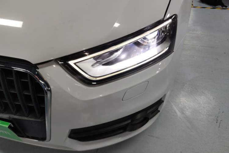 Used Audi Q3 2015 35 TFSI Comfort Model
