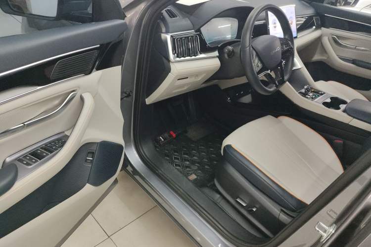 Used BYD Song PLUS New Energy 2023 Champion Edition DM-i 110KM Flagship Model
