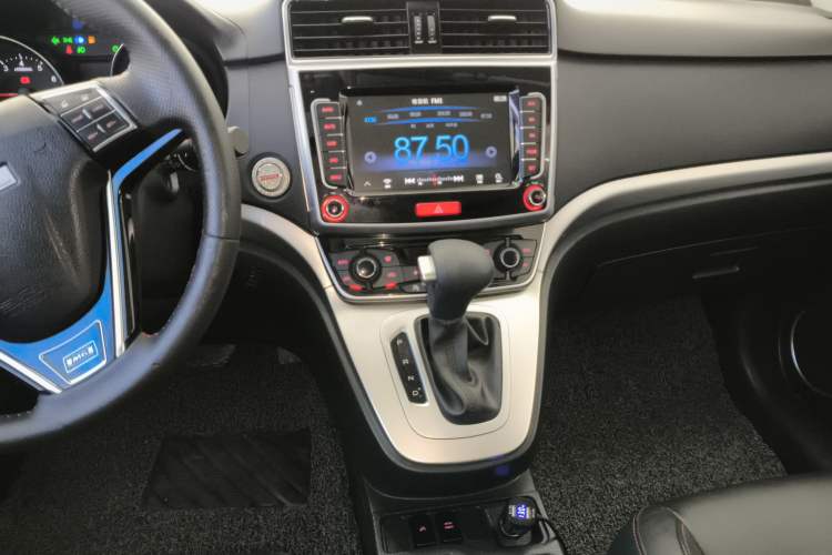 Used Haval M6 2019 1.5T DCT Two-Wheel Drive Elite Version China VI Standard
