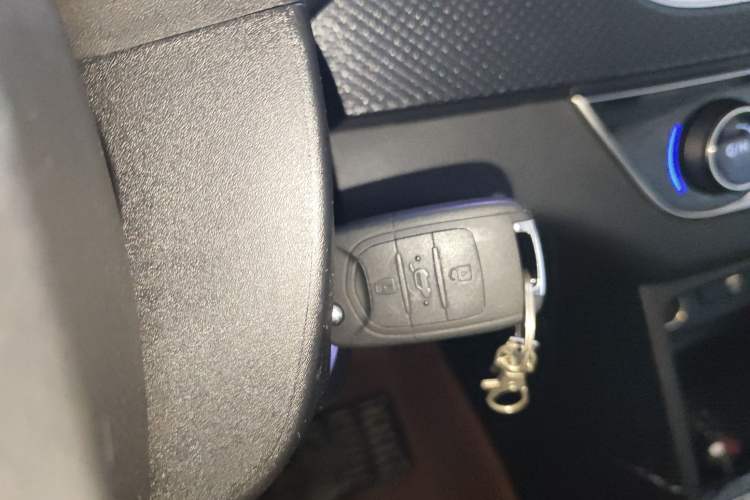 Used Baojun 730 2019 1.5T Manual Fashion Model 7-seater China VI
