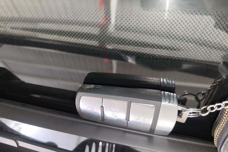 Used Volkswagen Magotan 2012 3.0 FSI Flagship Edition
