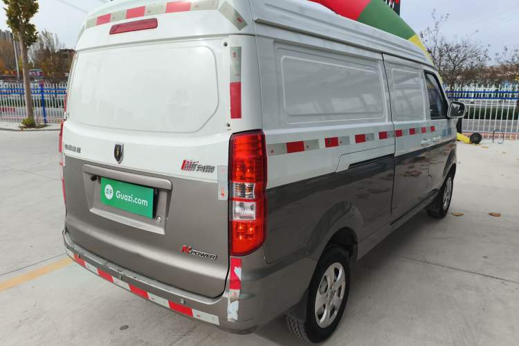 Used Jinbei New Hiace X30L 2019 1.5L Van Wealth Edition China VI SWC15M
