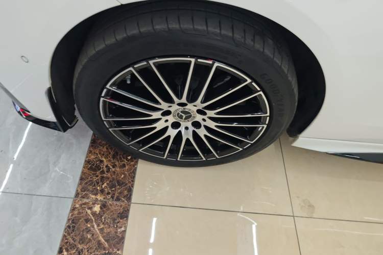 Used Mercedes-Benz C-Class 2024 Second Facelift C 260 L Sport Edition
