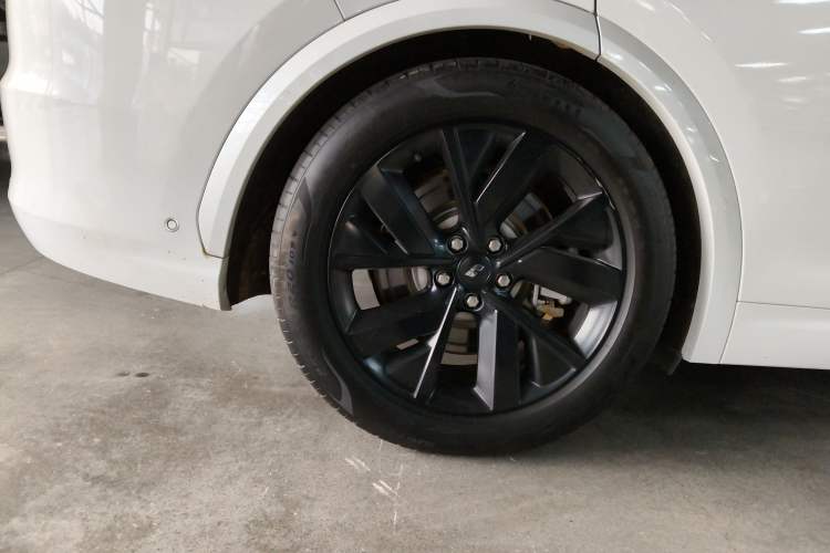 Used Li Auto L7 2023 Pro Model
