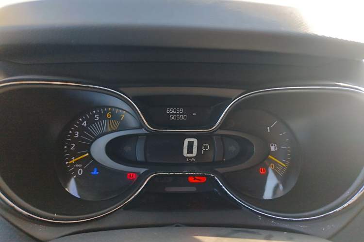 Used Renault Captur 2015 1.2T Automatic Comfort Edition
