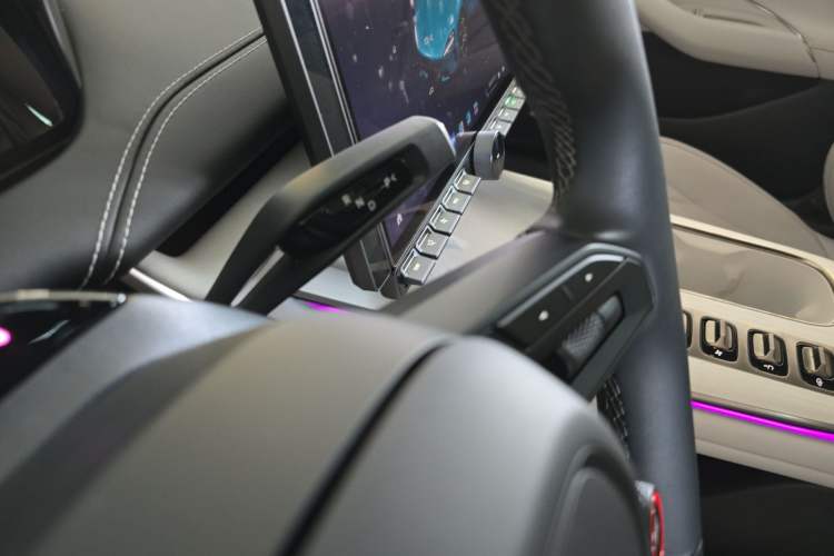 Used  SU7 2024 Four-Wheel Drive Ultra-Long Range Advanced Intelligent Driving Max Edition