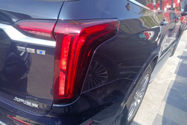 Used Cadillac XT6 2022 2.0T Six-Seater Four-Wheel Drive Luxury Version
