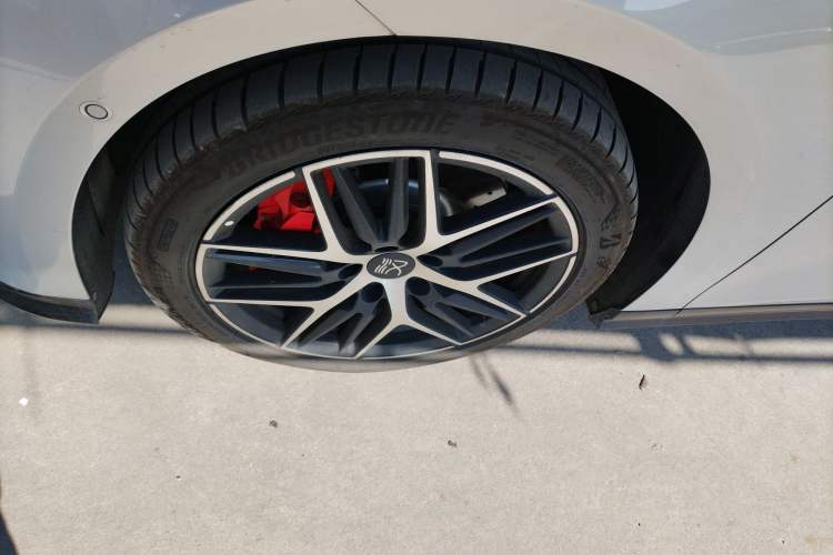 Used BYD Han L 2025 EV Four-Wheel Drive LiDAR Flagship Model
