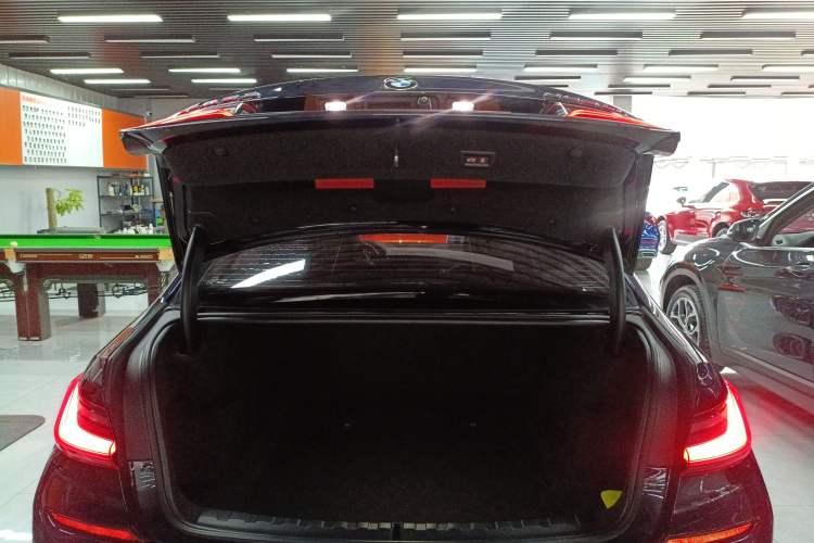 Used BMW 3 Series 2022 325Li M Sport Night Edition Package